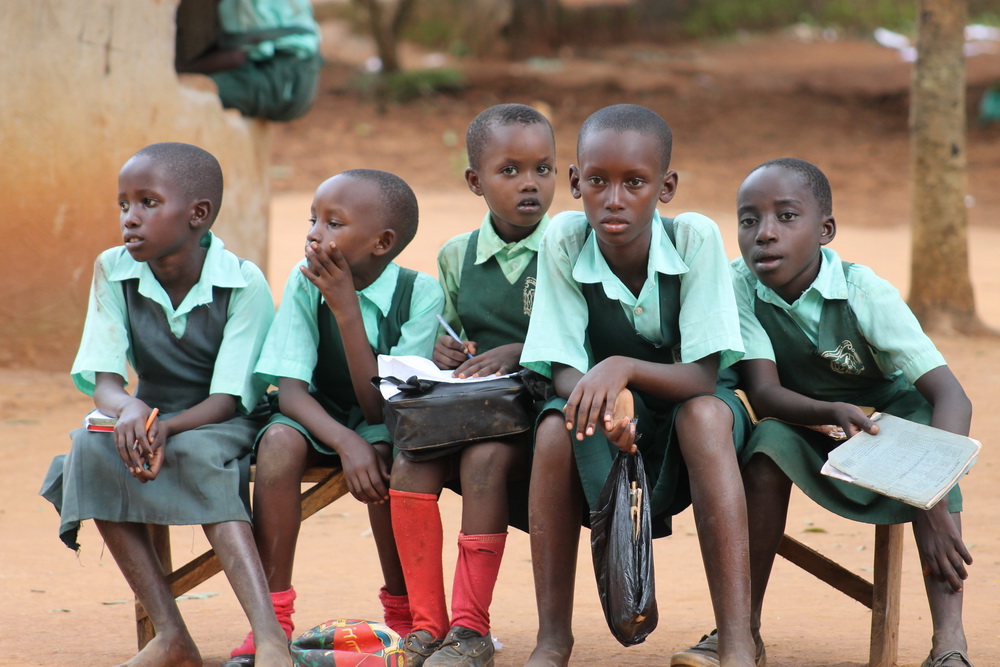 Kabubbu Kiwoko környéki diákokjó